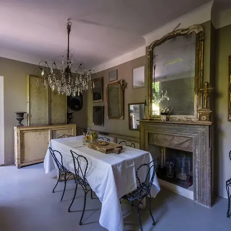 Ferienhaus Maison Xixe Et Jardin En Intramuros Avignon